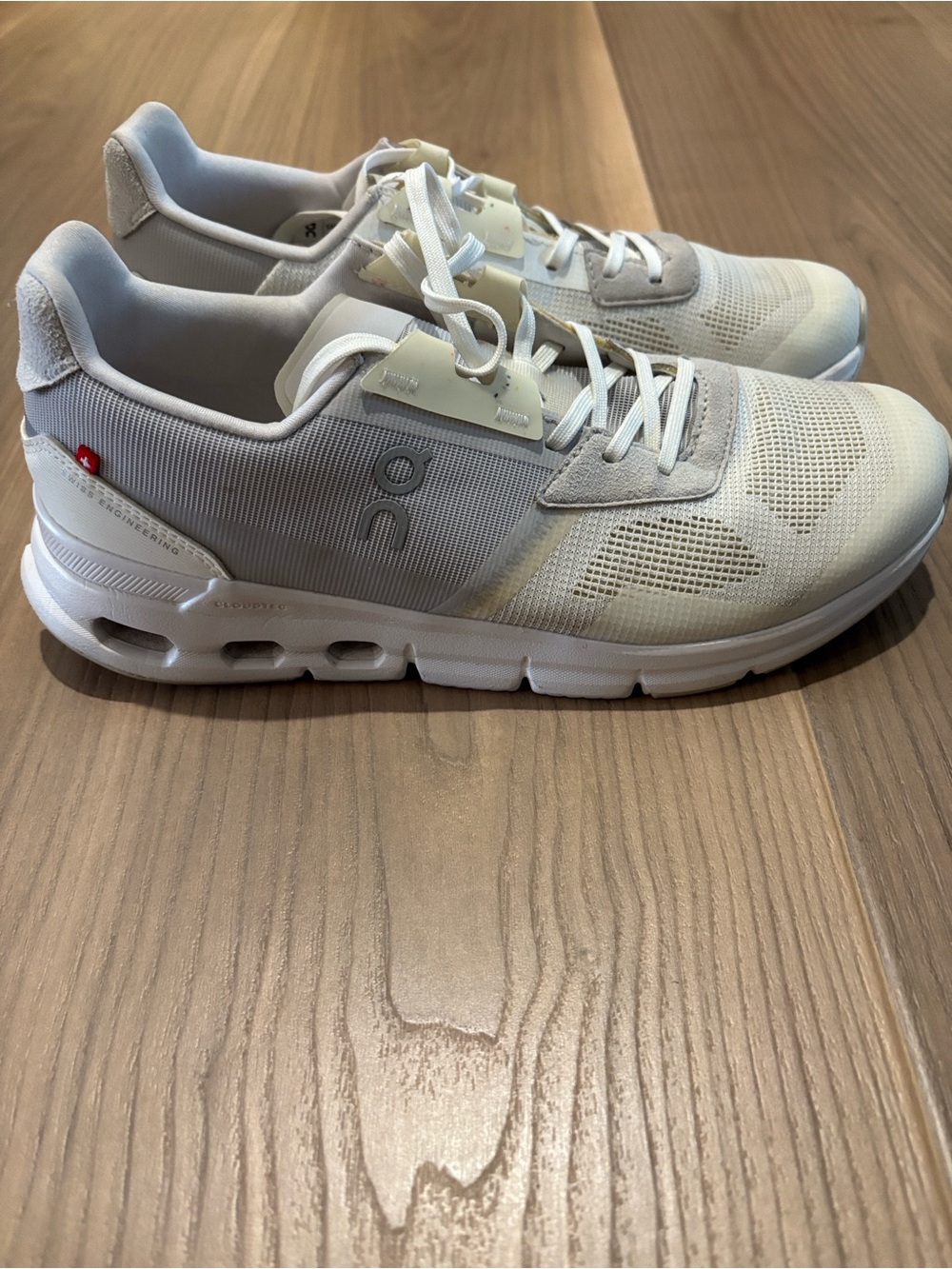 ON women’s athletic shoes - Bundle of 3 pairs!Firm price. - Picture 3 of 11